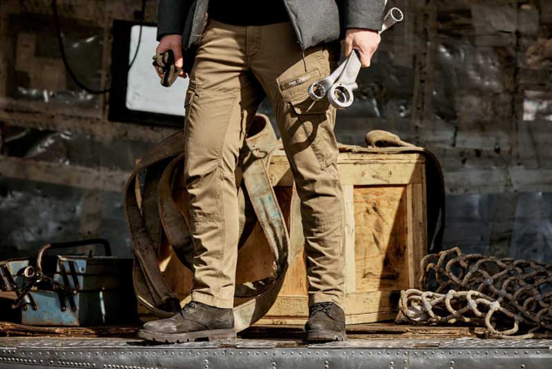 Die Evolution der Herrenmode: Wie sich Styles über die Jahrzehnte verändert haben